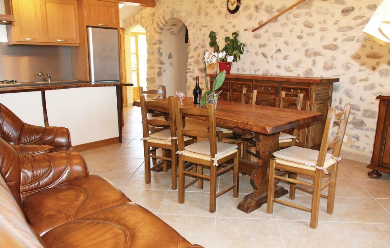 2 Bedroom Awesome Home In Sigoyer Sigoyer  Zewnętrze zdjęcie